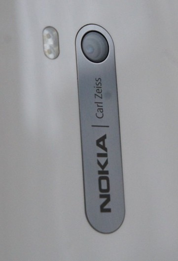 بررسی تخصصی Nokia Lumia 920